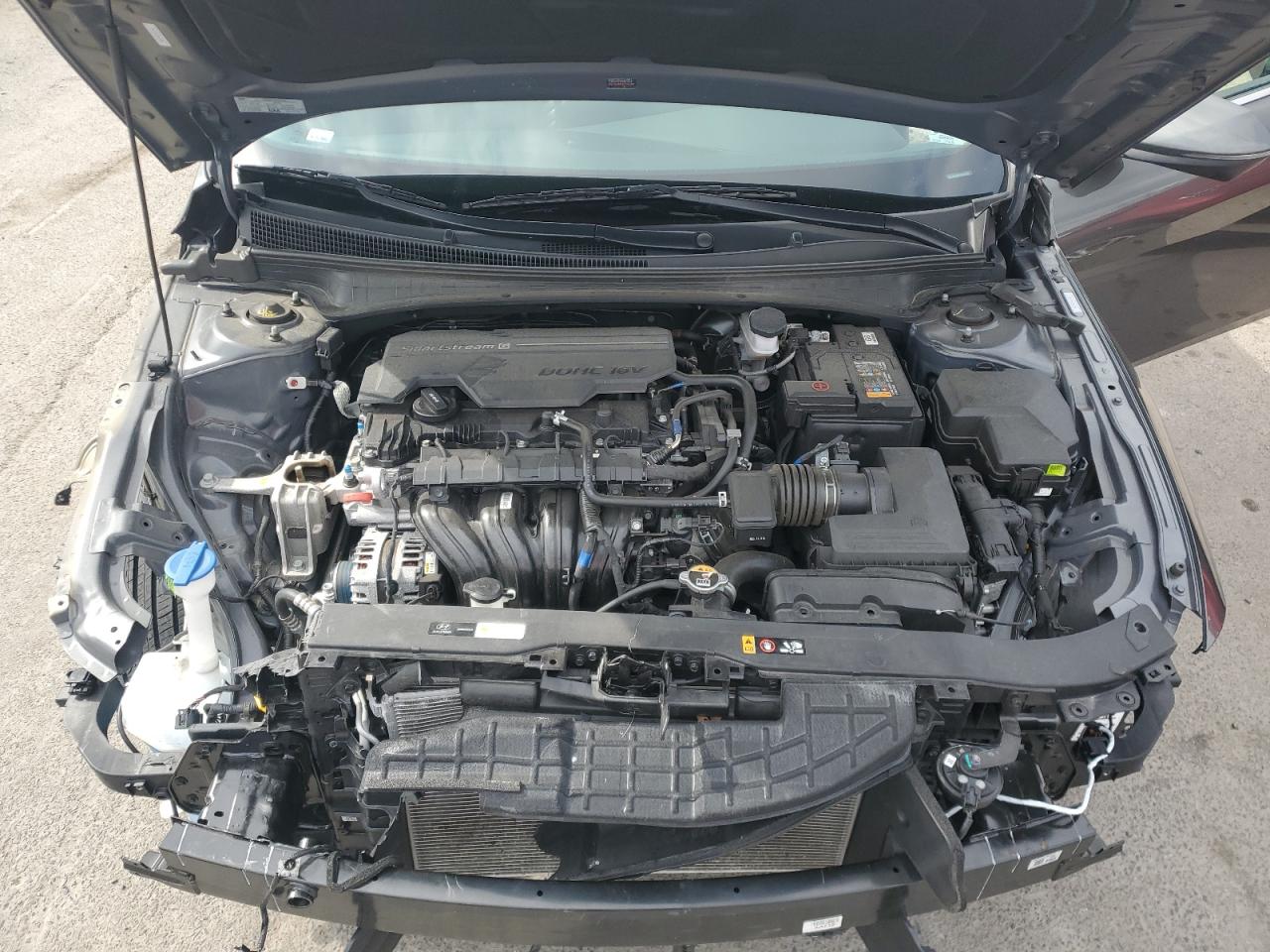 2024 Hyundai Elantra - Image 11