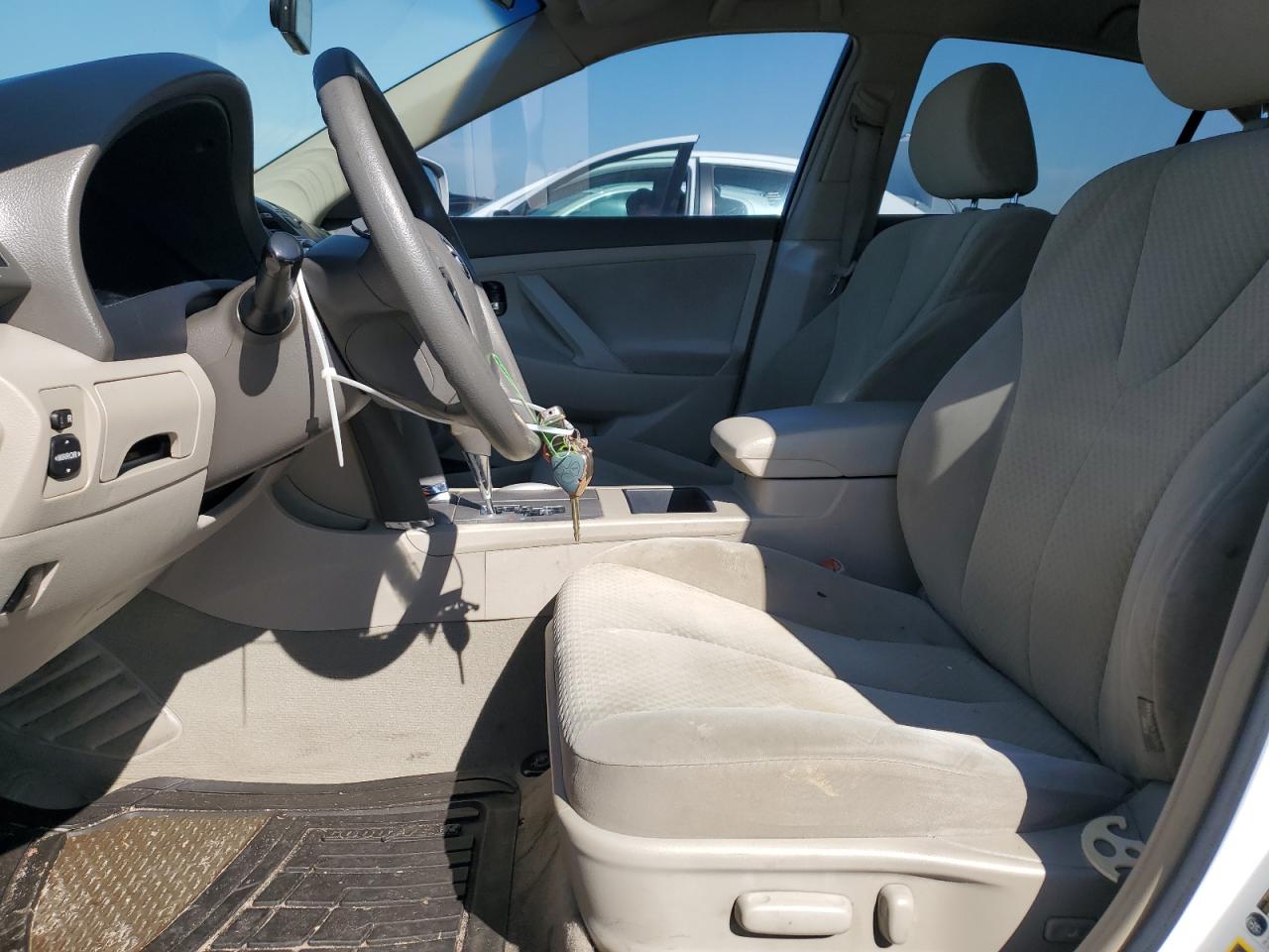 2008 Toyota Camry - Image 7