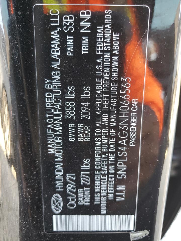 2022 Hyundai Elantra - Image 13