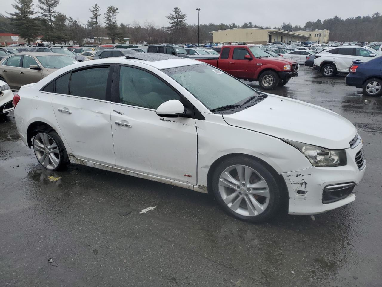 2016 Chevrolet Cruze - Image 4