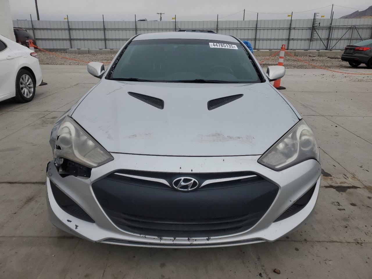 2013 Hyundai Genesis - Image 5