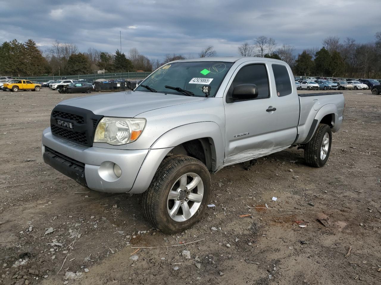 2008 Toyota Tacoma Access Cab for Sale in Madisonville, TN - Side