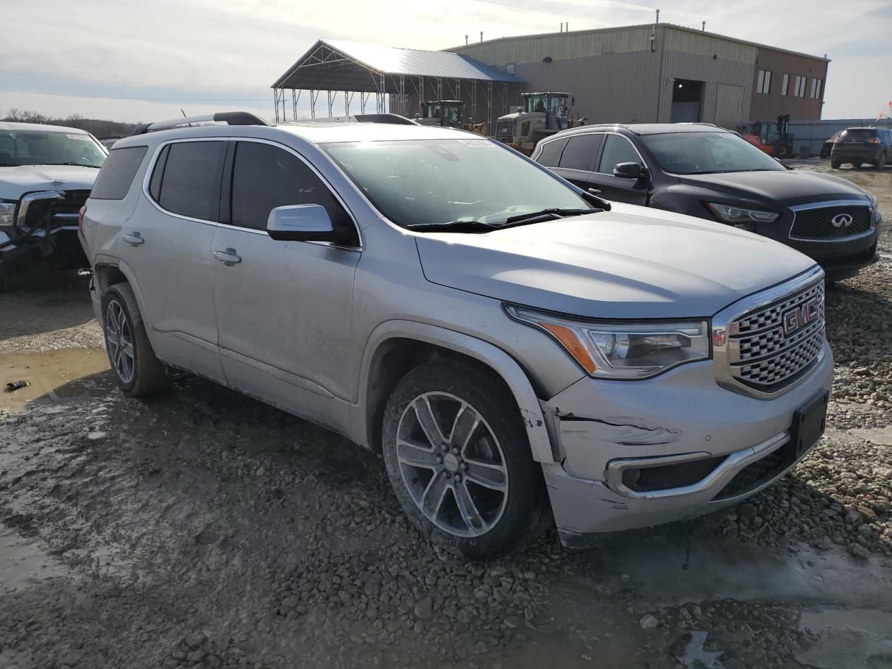 2017 GMC Acadia - Image 4
