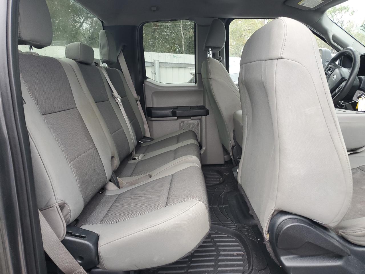 2015 Ford F-150 - Image 10