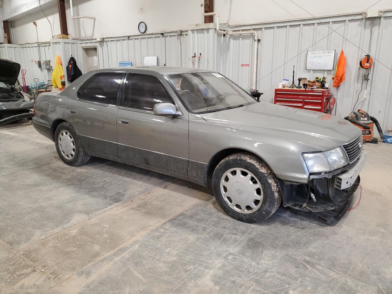 1996 Lexus LS - Image 4