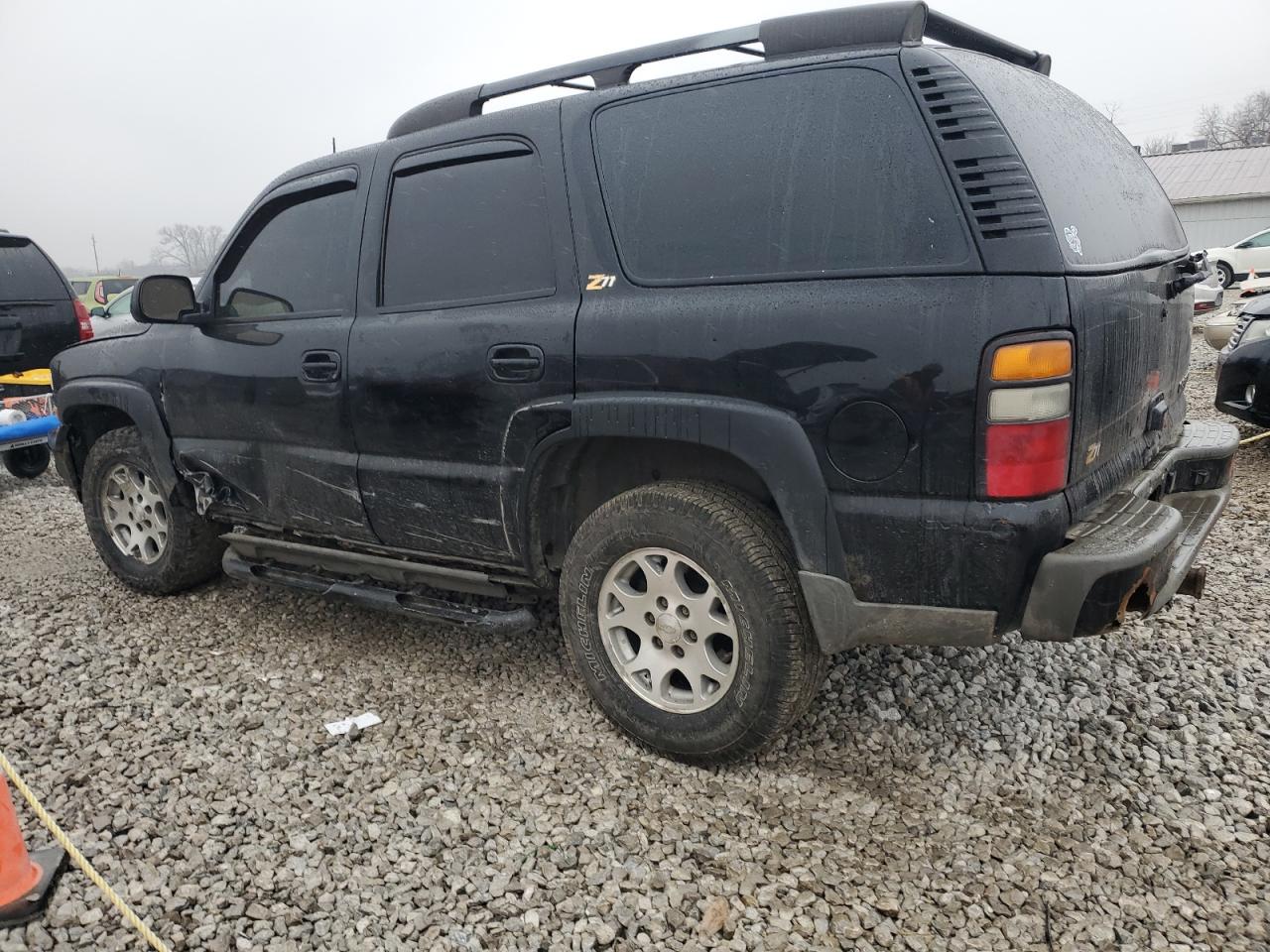 2004 Chevrolet Tahoe - Image 2