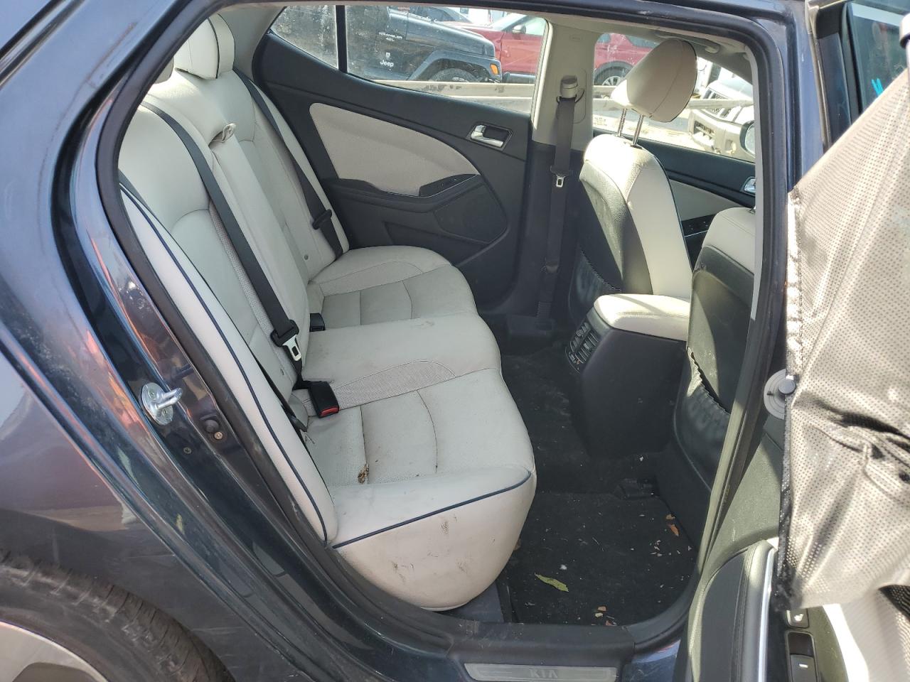 2015 Kia Optima - Image 10