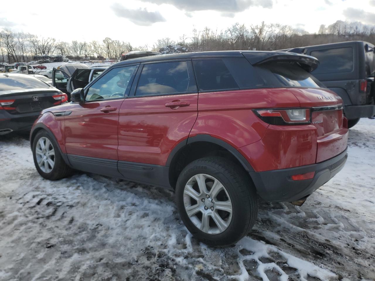 2017 Land Rover Range Rover - Image 2