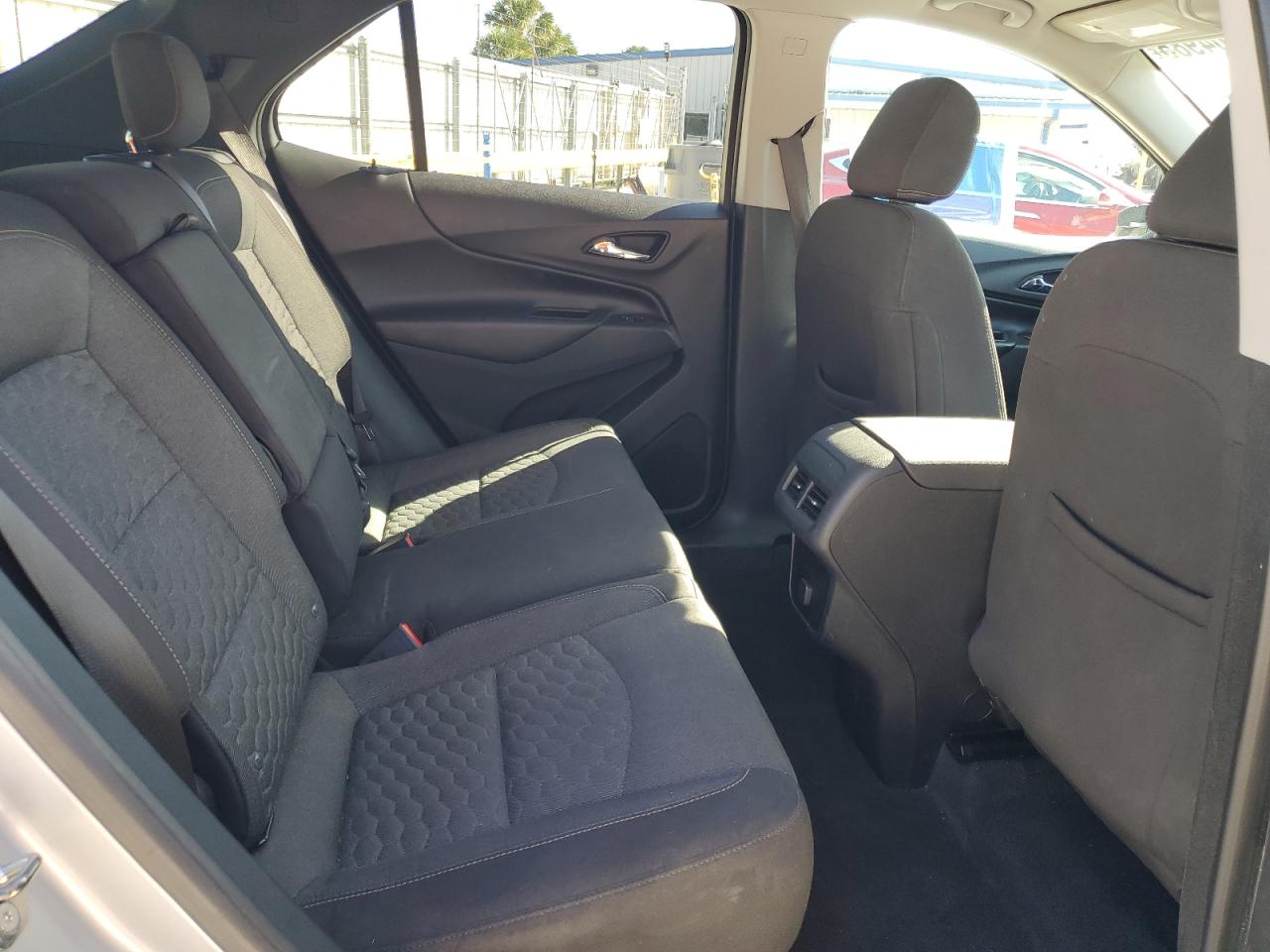 2018 Chevrolet Equinox - Image 10