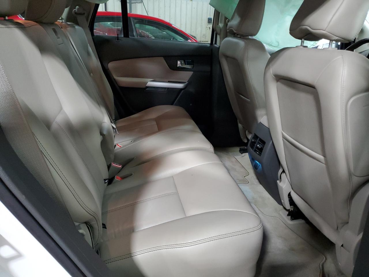 2011 Ford Edge - Image 11