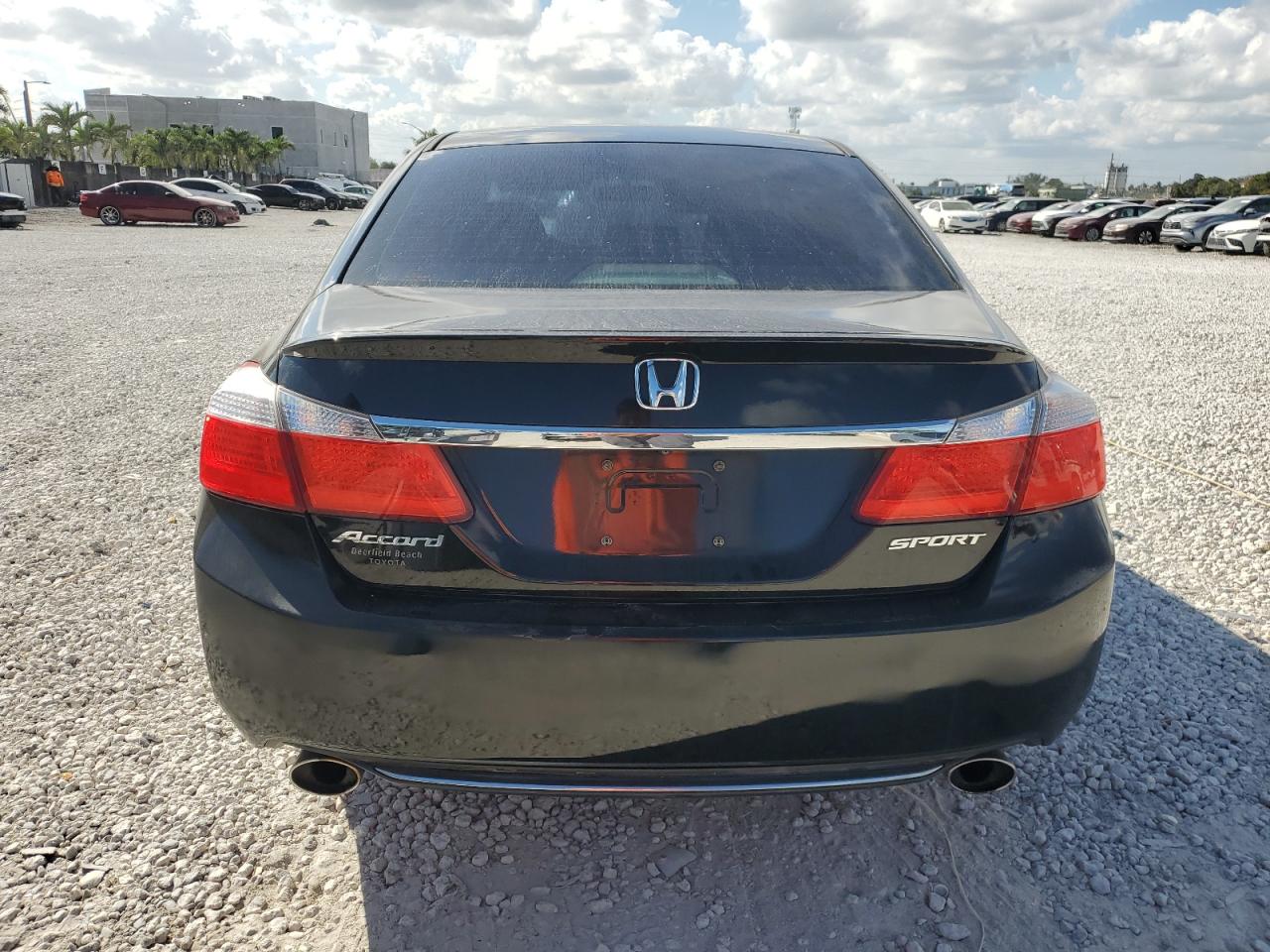 2013 Honda Accord - Image 6