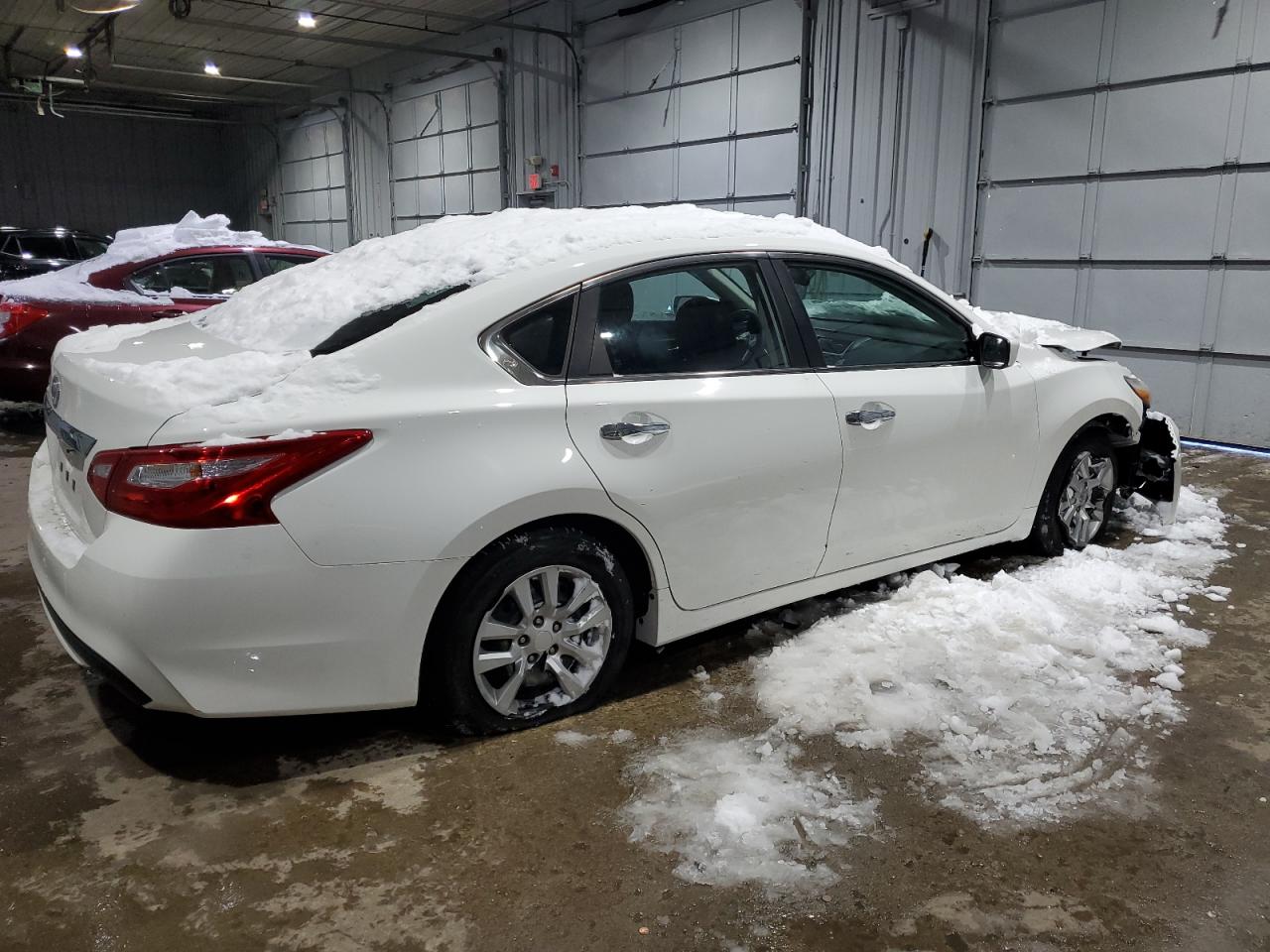 2017 Nissan Altima - Image 3