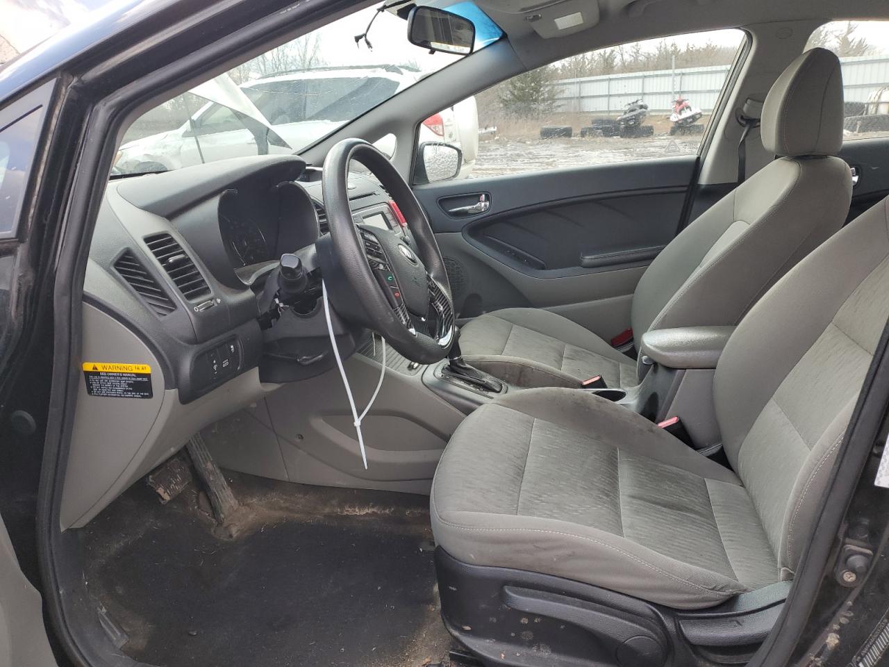 2016 Kia Forte - Image 7