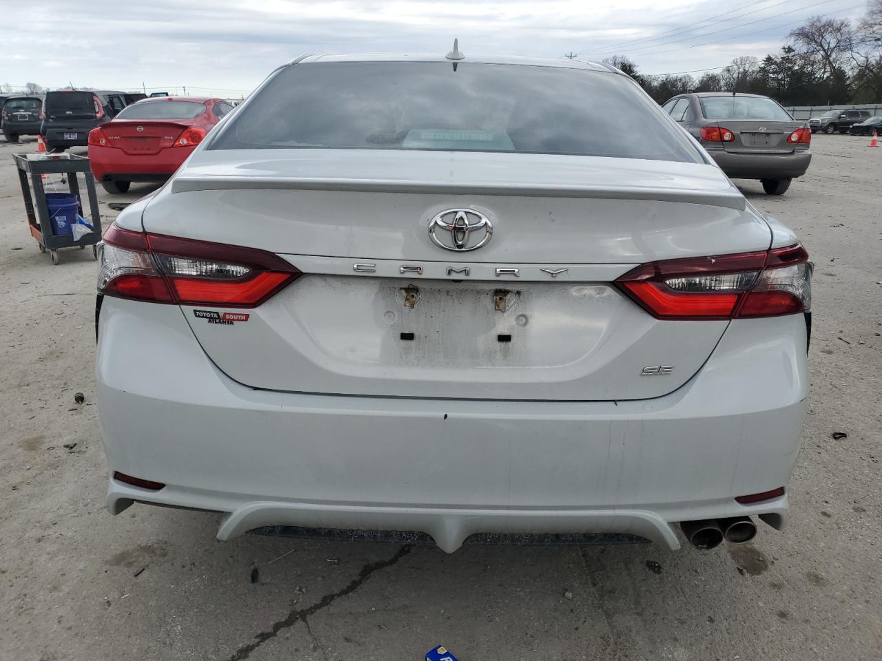 2022 Toyota Camry - Image 6