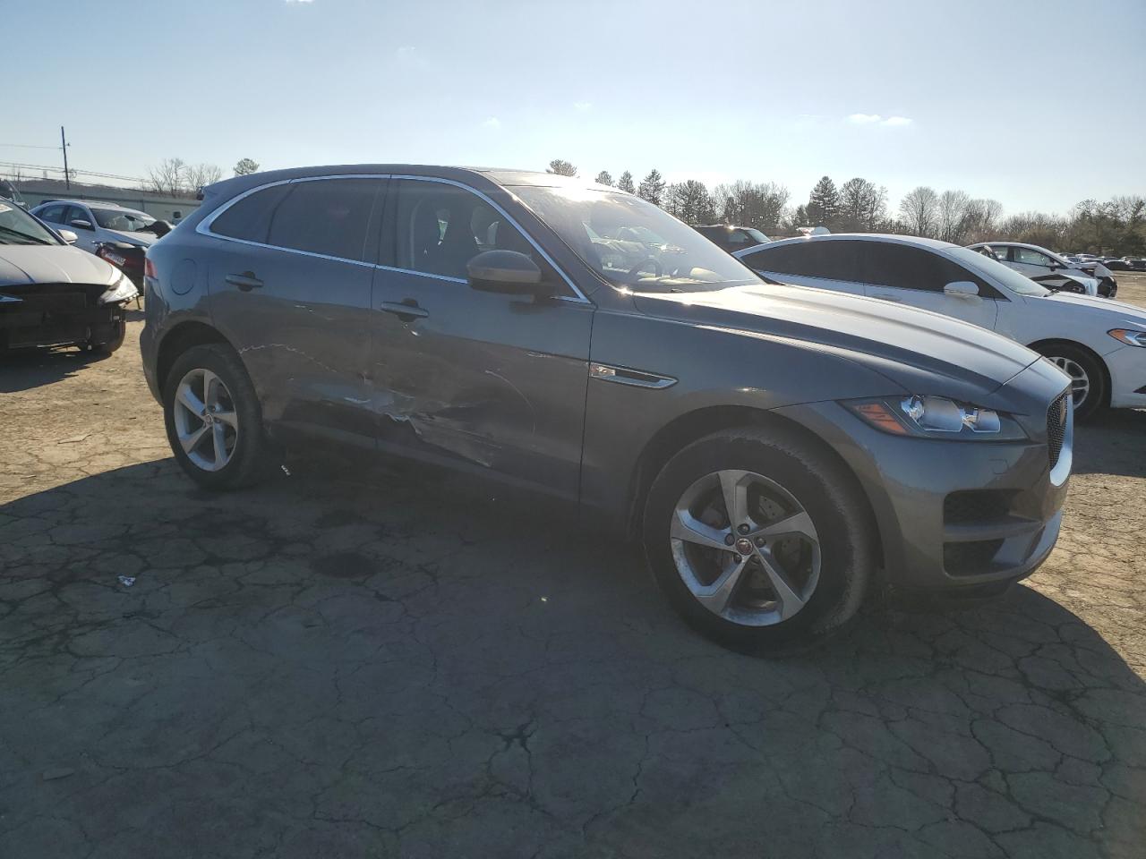2019 Jaguar F-Pace - Image 4
