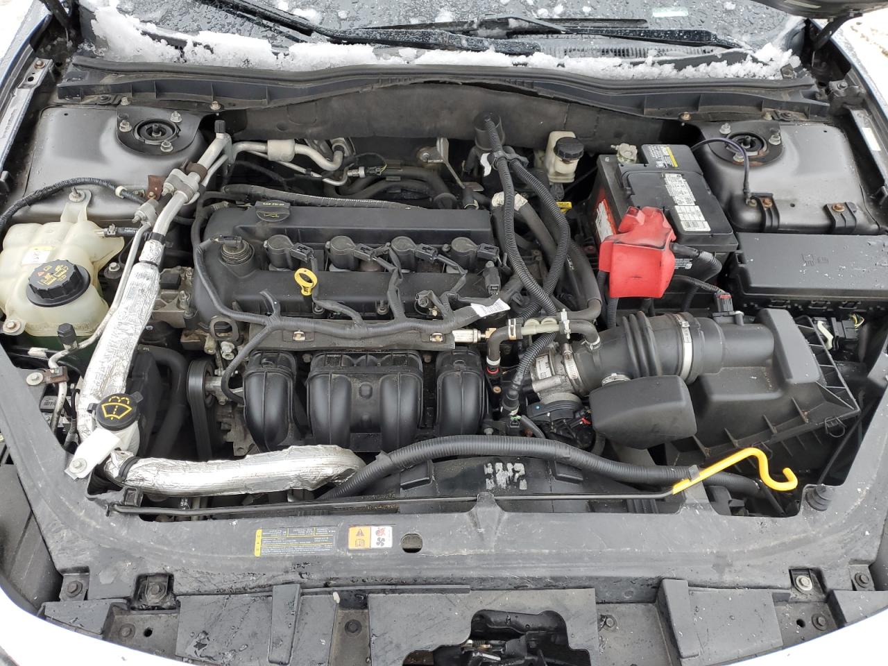 2010 Ford Fusion - Image 11