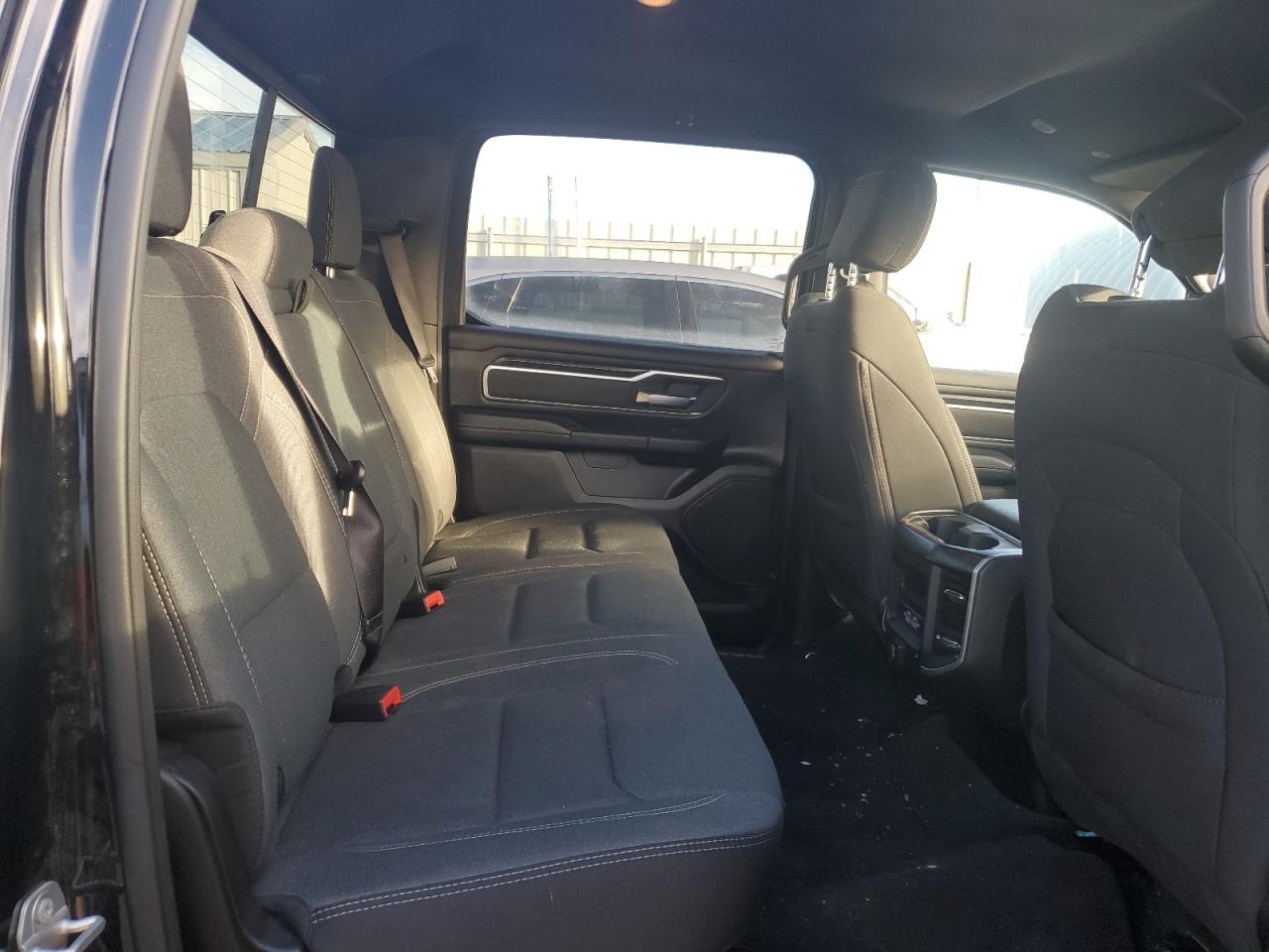 2021 RAM 1500 - Image 10