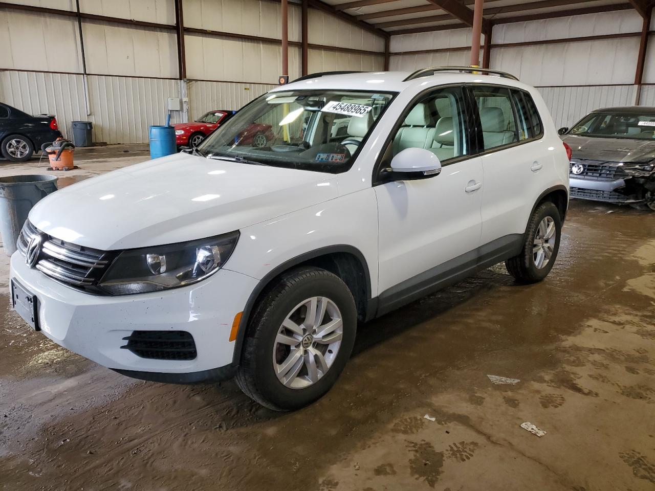 2017 Volkswagen Tiguan - Image 1