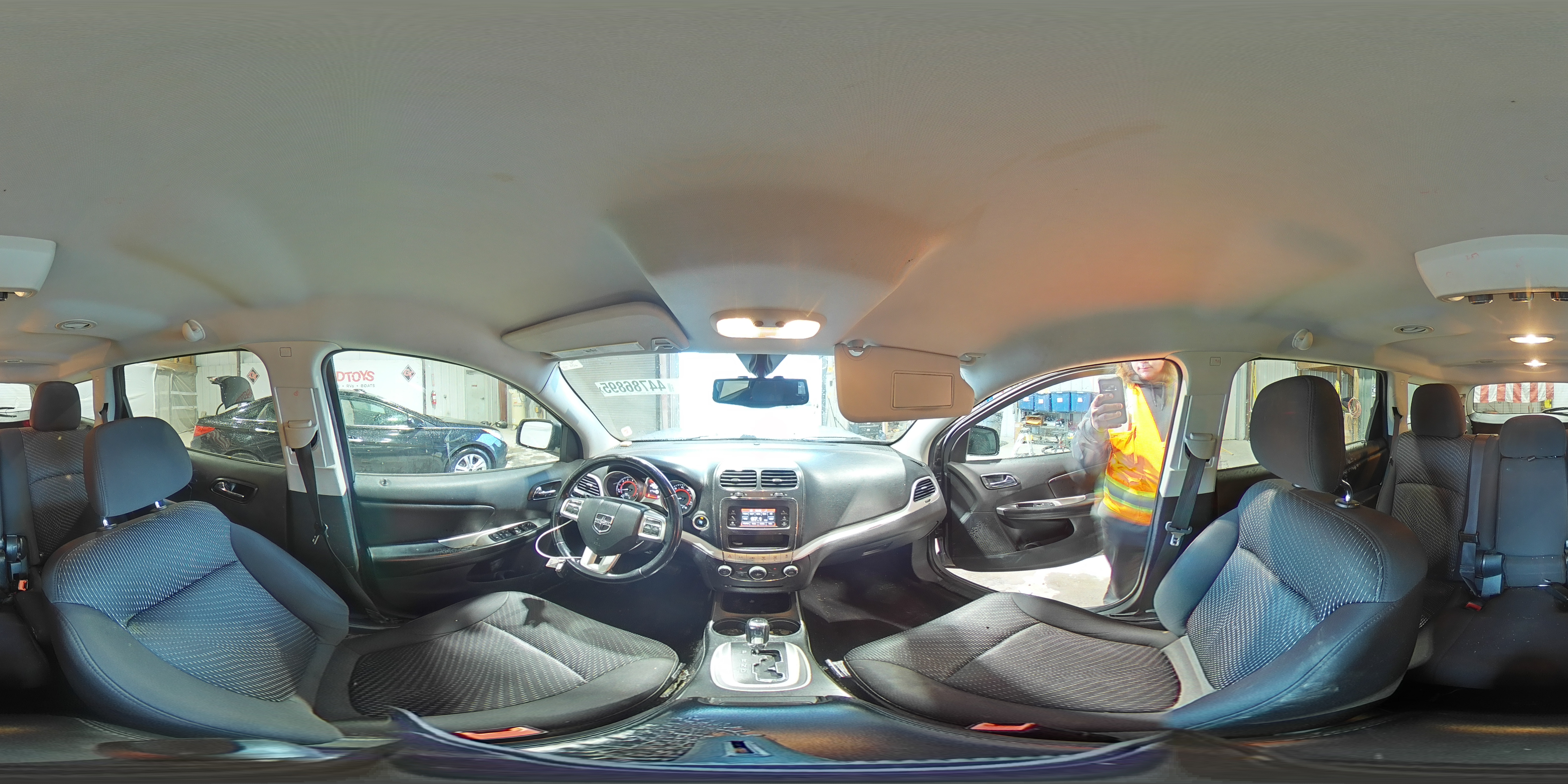 2015 Dodge Journey - Image 12