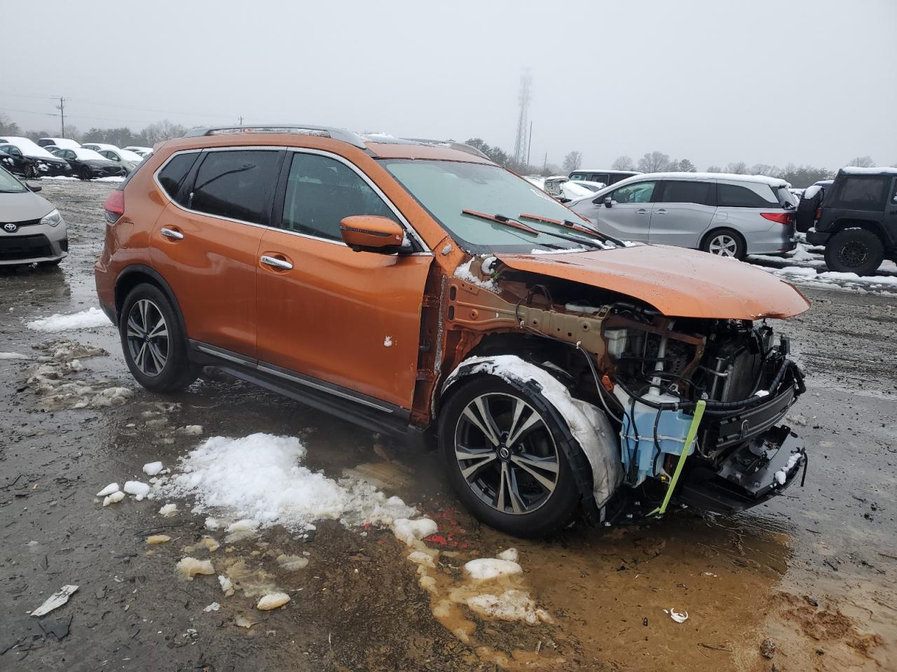 2017 Nissan Rogue - Image 4