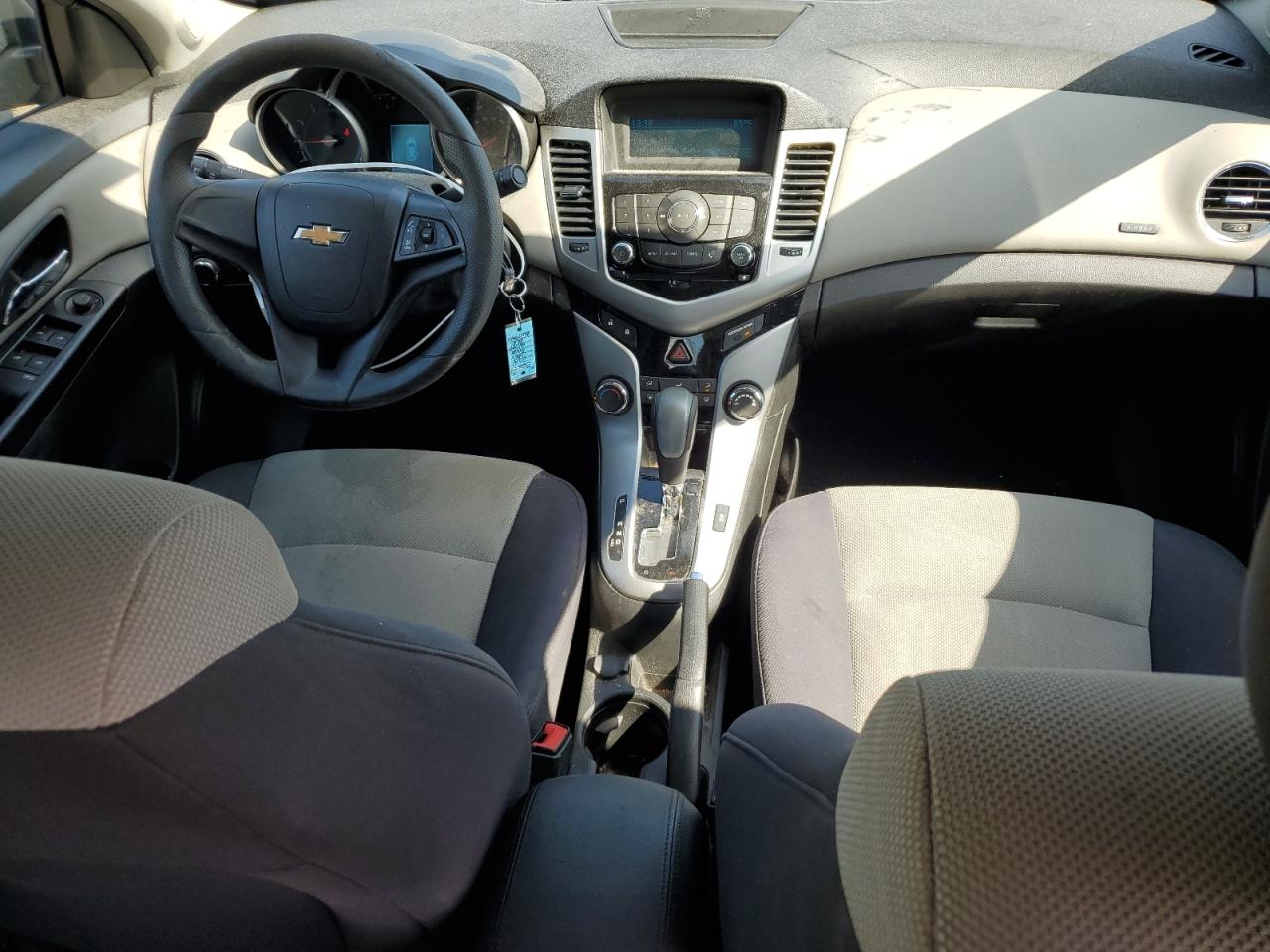 2014 Chevrolet Cruze - Image 8
