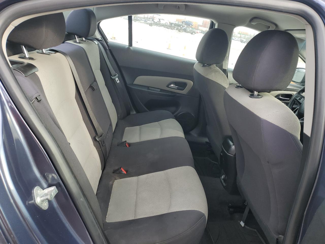 2014 Chevrolet Cruze - Image 10