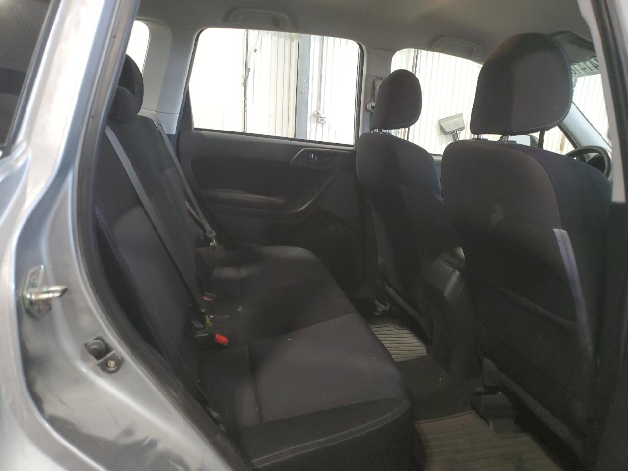 2016 Subaru Forester - Image 11