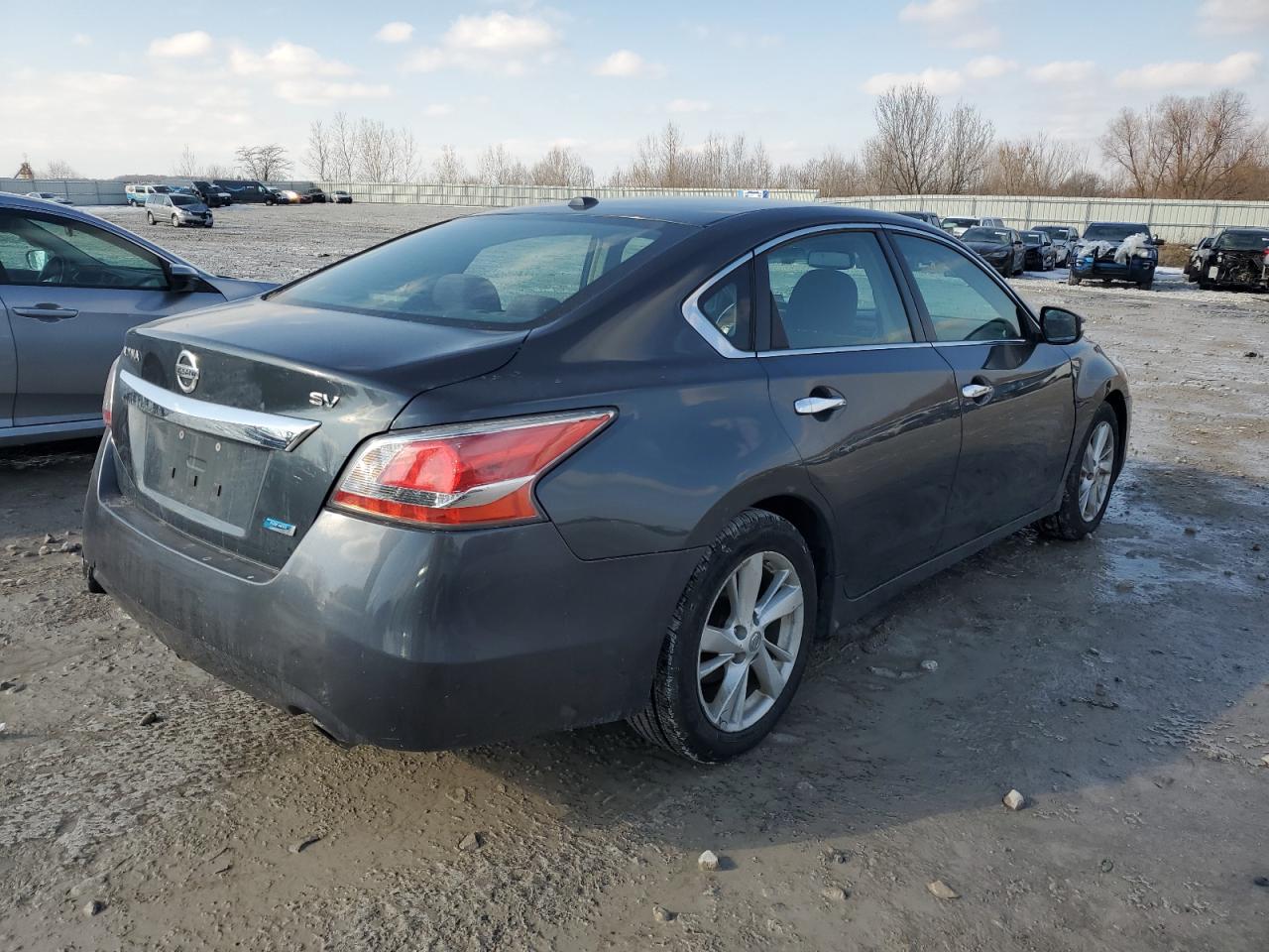 2013 Nissan Altima - Image 3