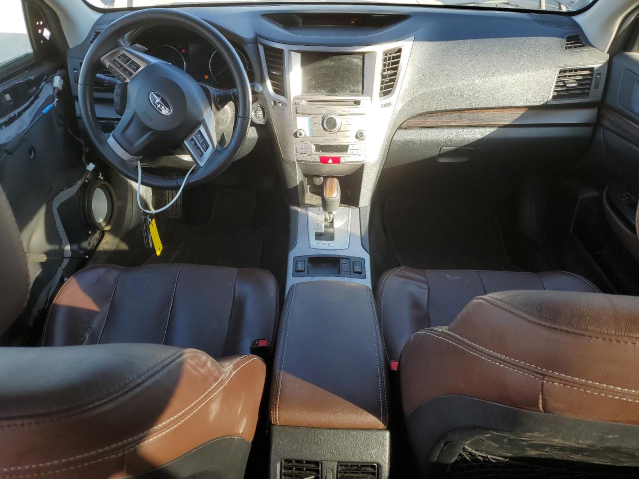 2014 Subaru Outback - Image 8