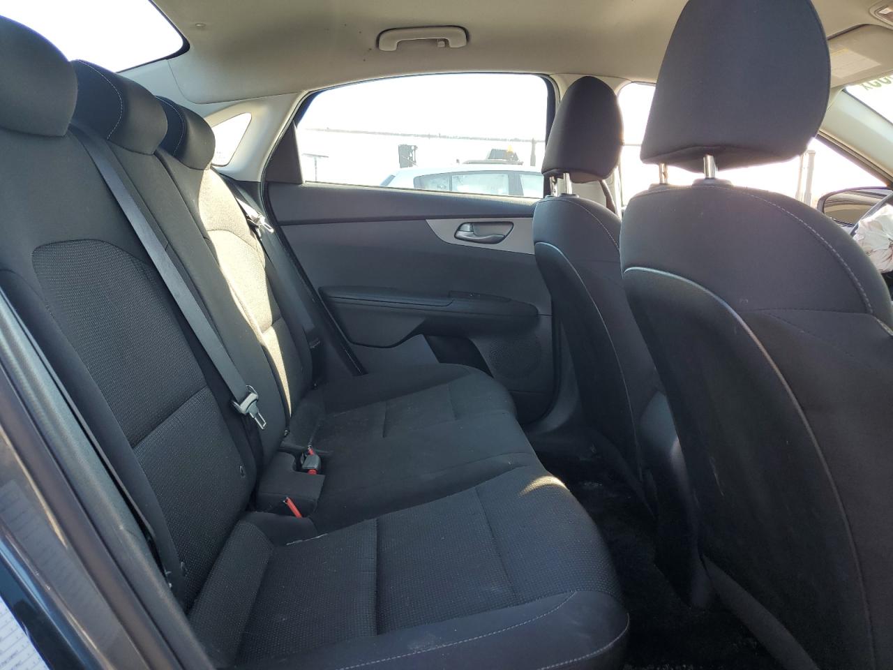 2021 Kia Forte - Image 10