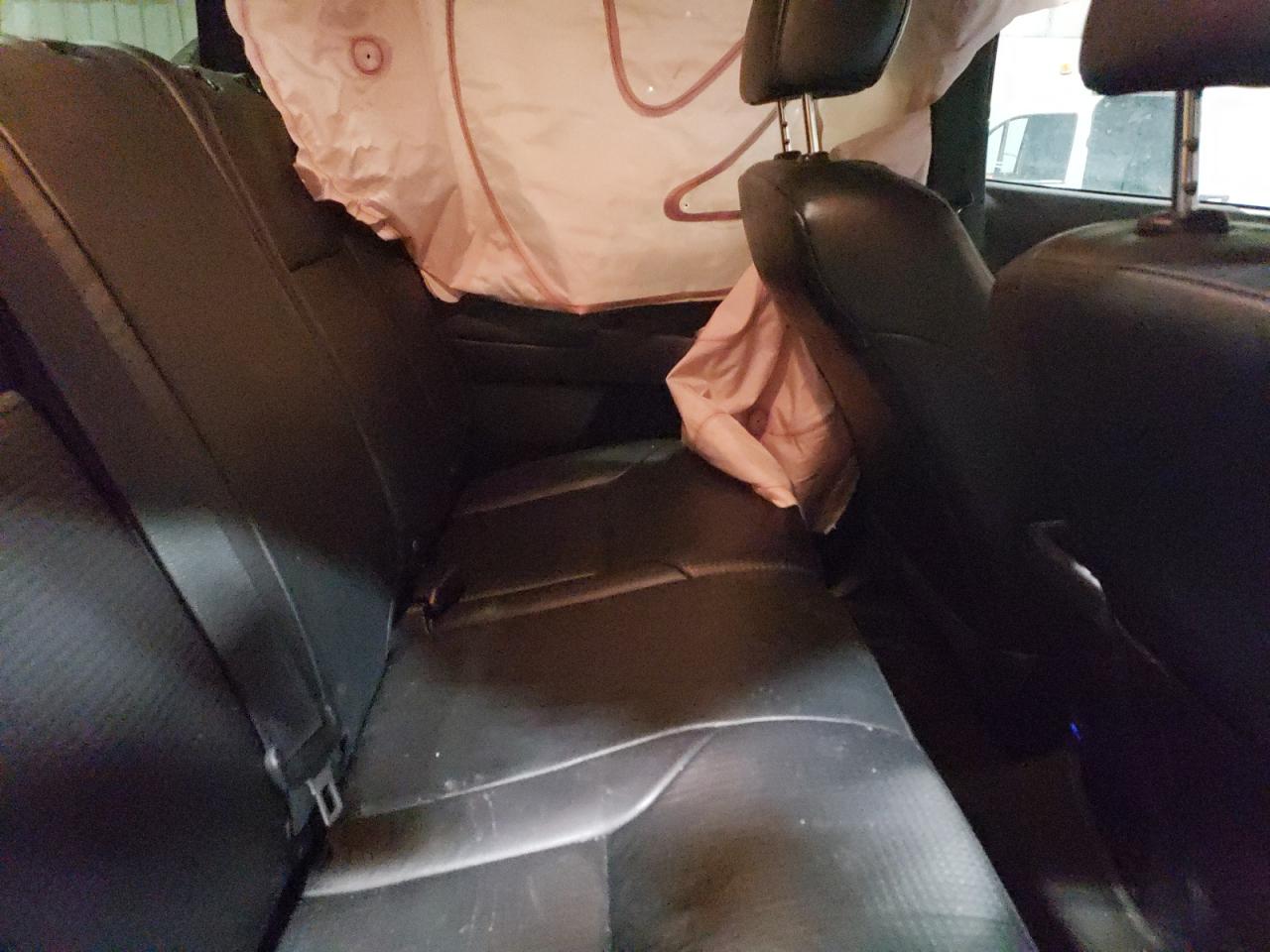 2020 Toyota Tacoma - Image 10