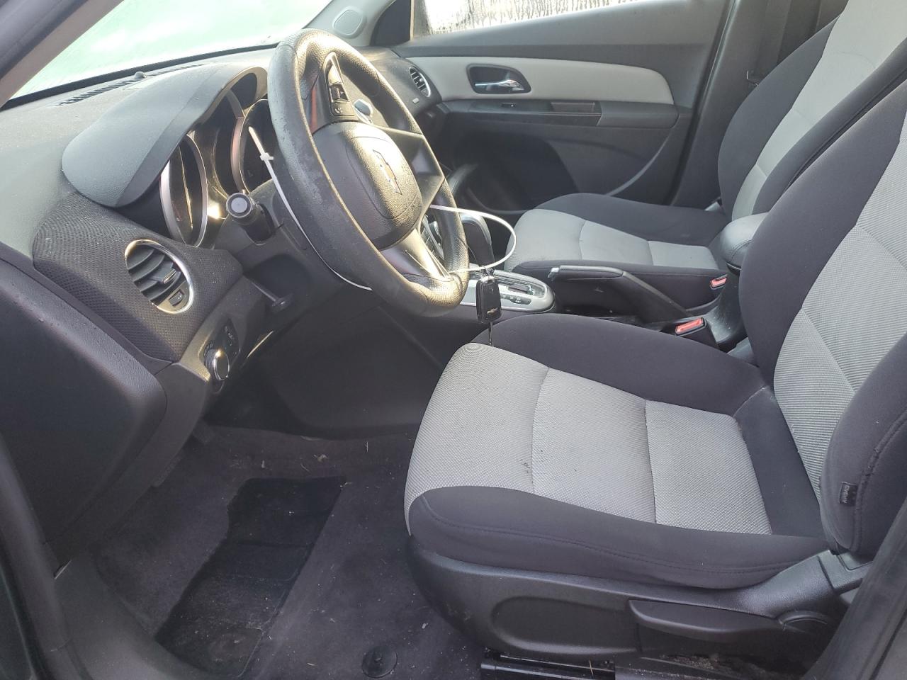 2013 Chevrolet Cruze - Image 7