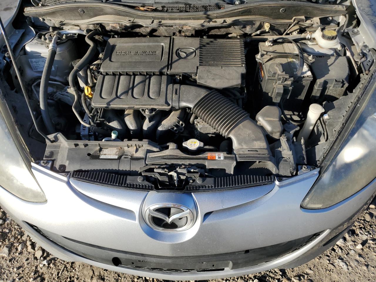 2011 Mazda 2 - Image 12