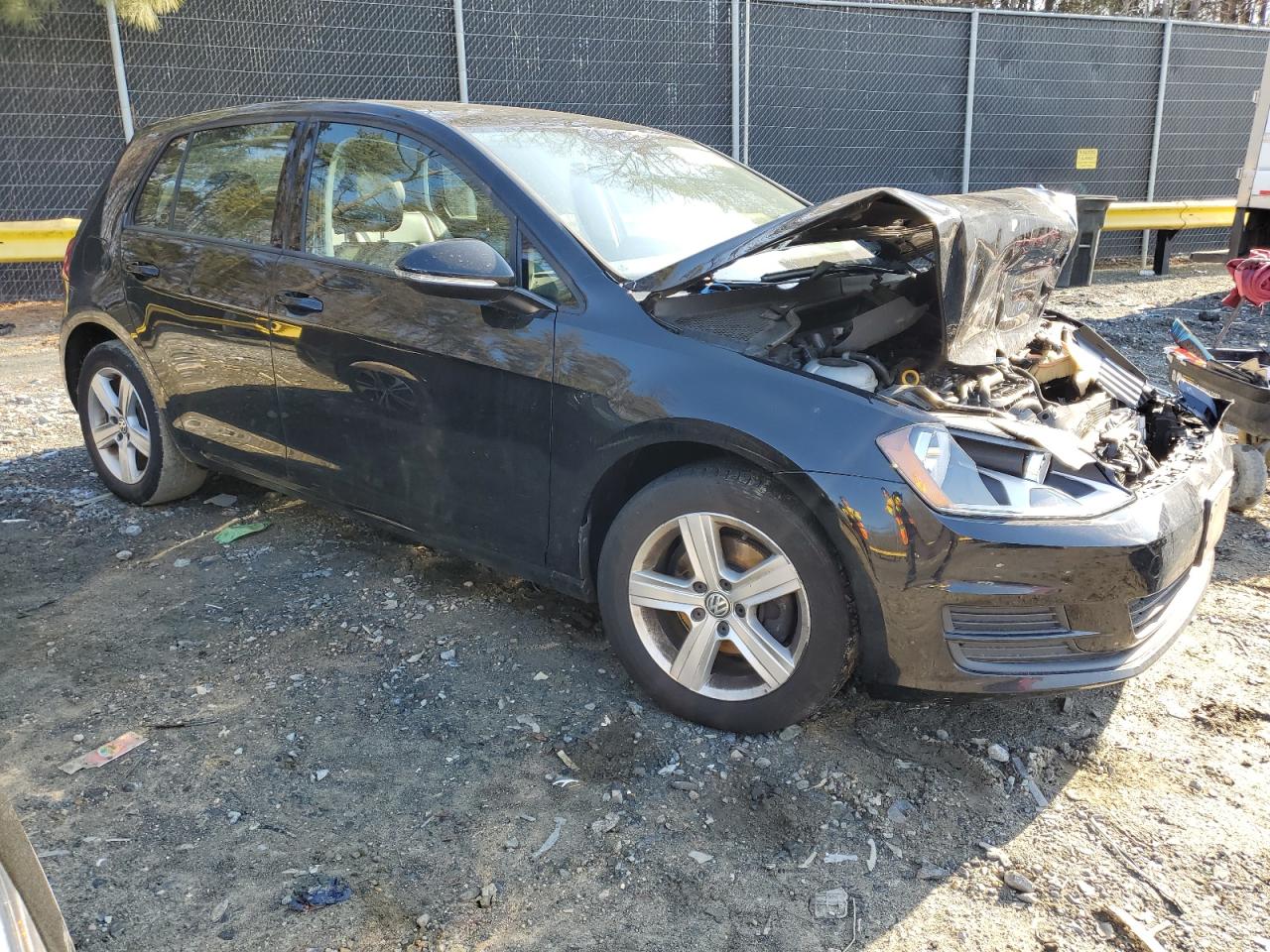 2017 Volkswagen Golf - Image 4
