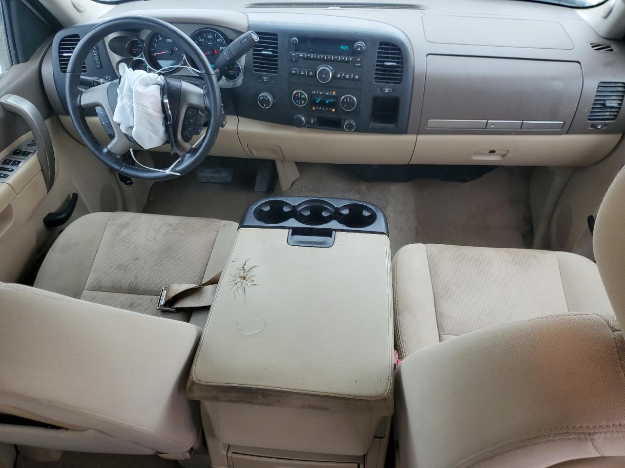 2013 Chevrolet Silverado - Image 8