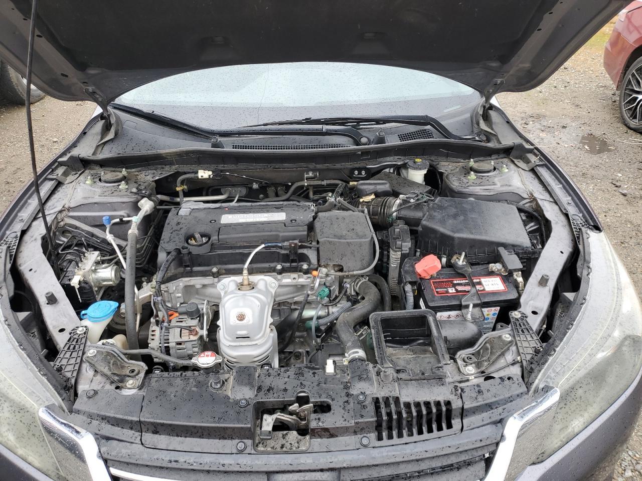 2015 Honda Accord - Image 11