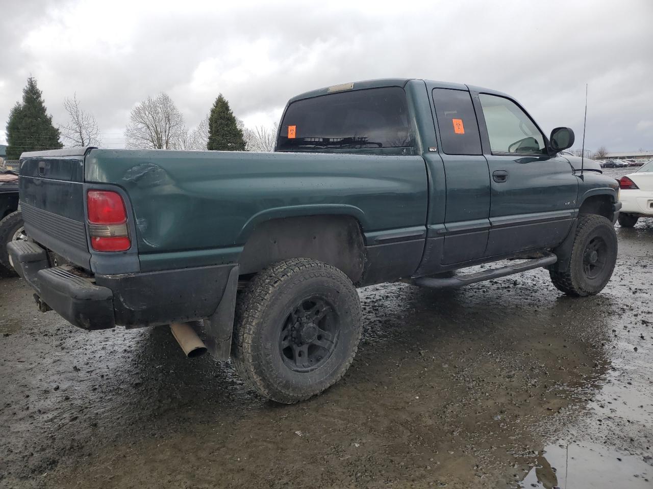 1998 Dodge RAM - Image 3