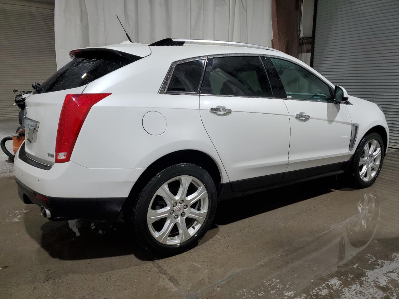 2014 Cadillac SRX - Image 3