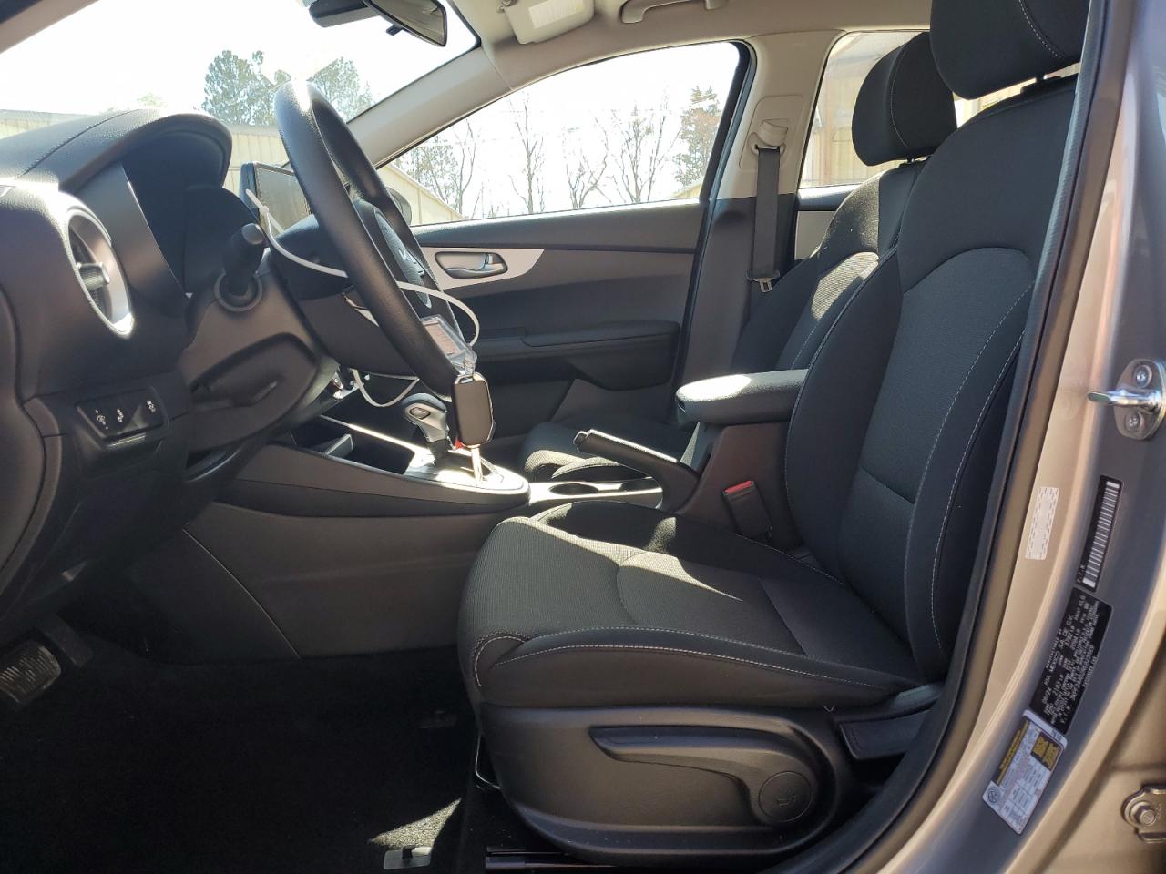 2024 Kia Forte - Image 7