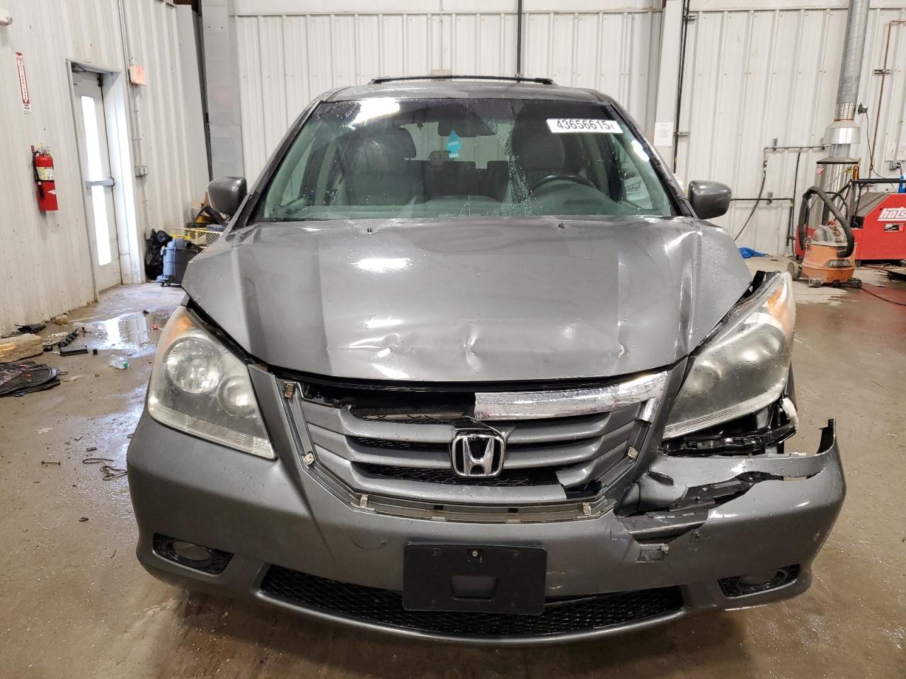 2008 Honda Odyssey - Image 5