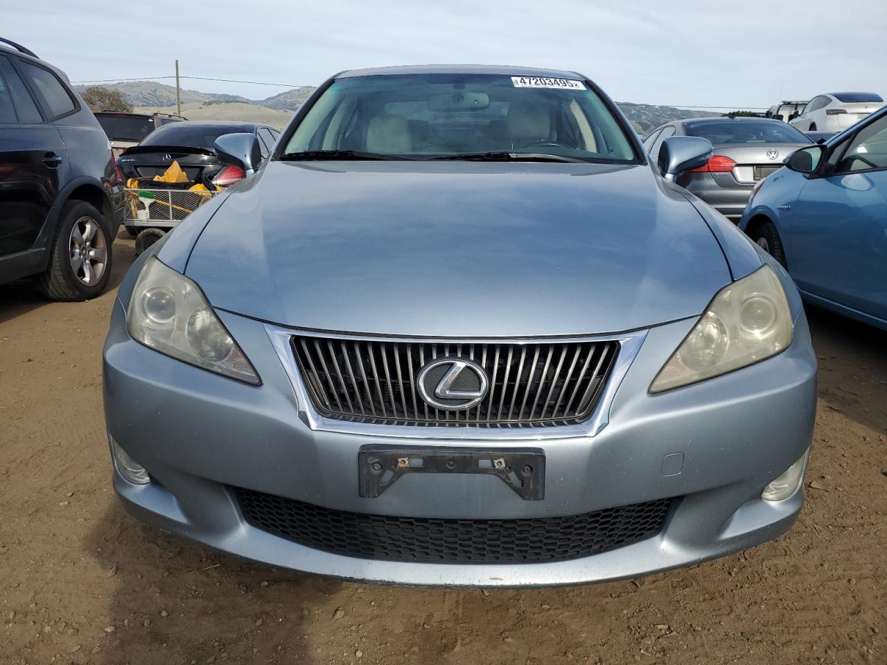 2010 Lexus IS - Image 5