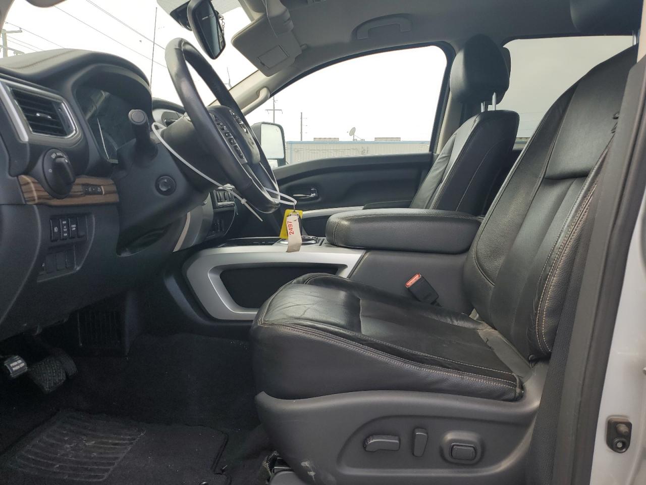 2017 Nissan Titan - Image 7