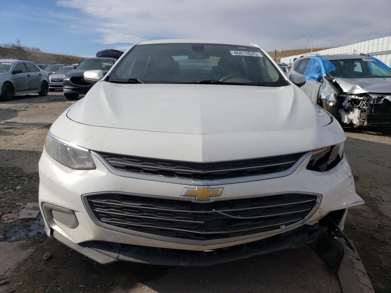 2017 Chevrolet Malibu - Image 5