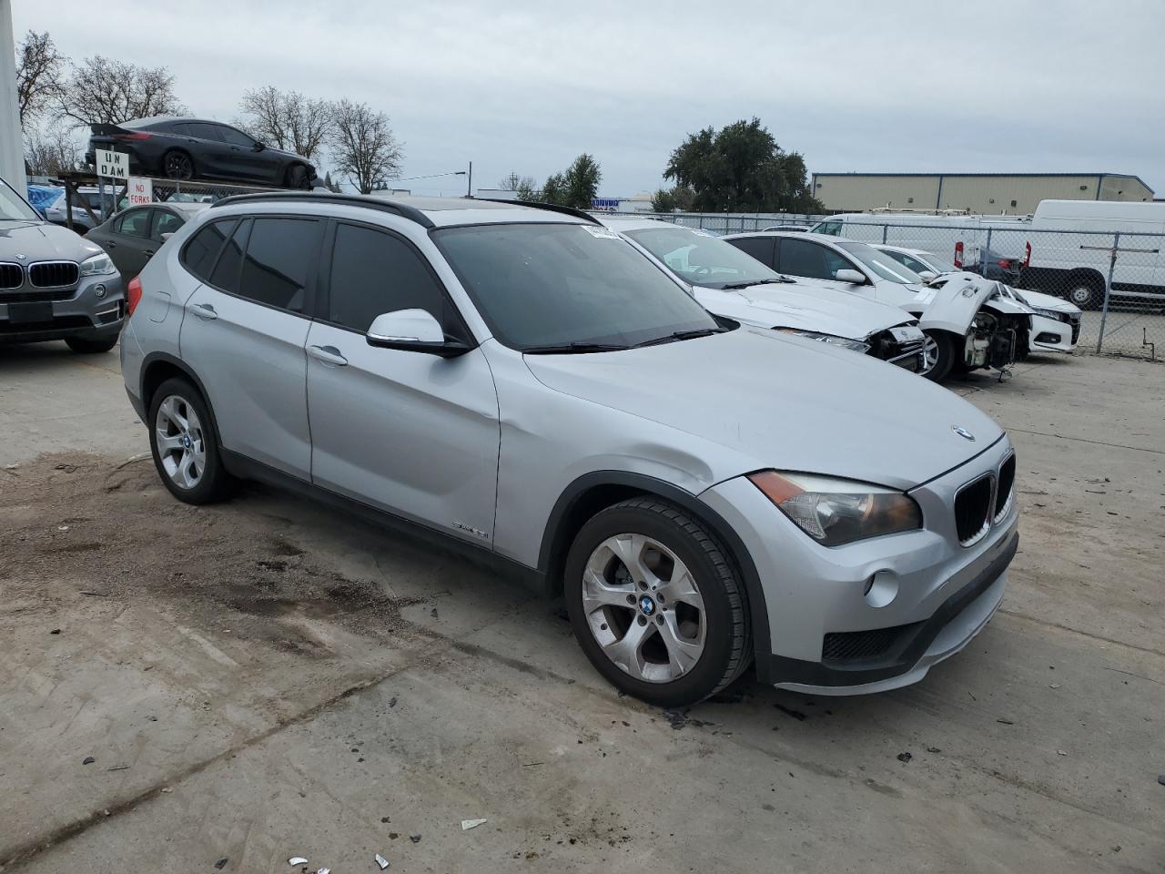 2015 BMW X1 - Image 4