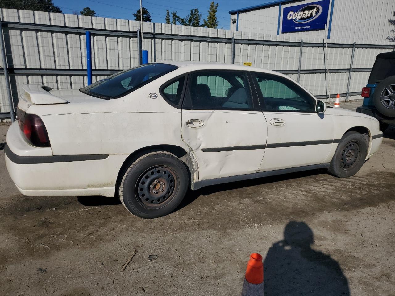 2005 Chevrolet Impala - Image 3