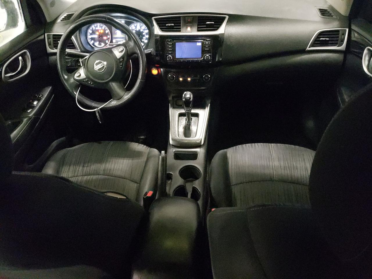 2016 Nissan Sentra - Image 8