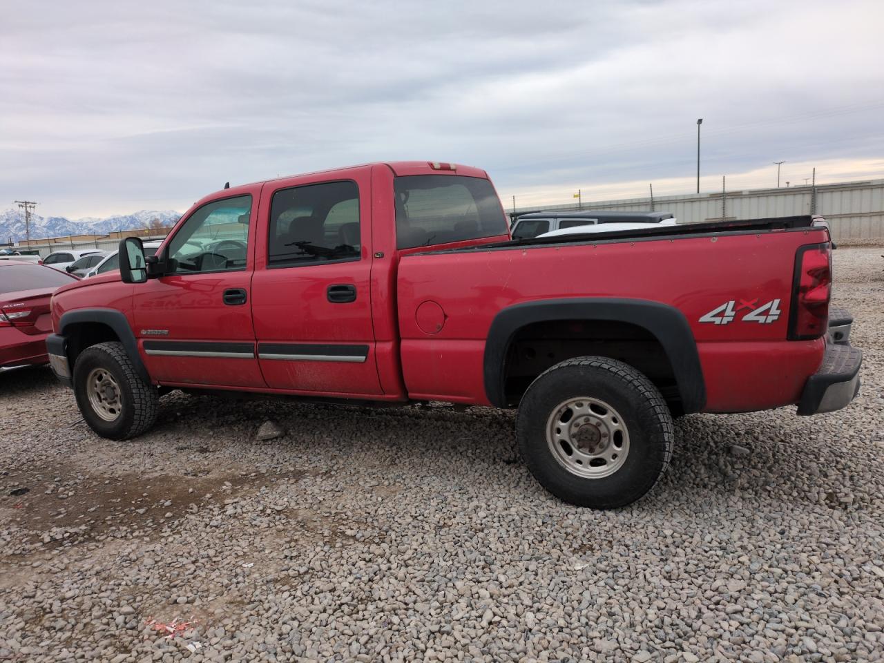2006 Chevrolet Silverado - Image 2