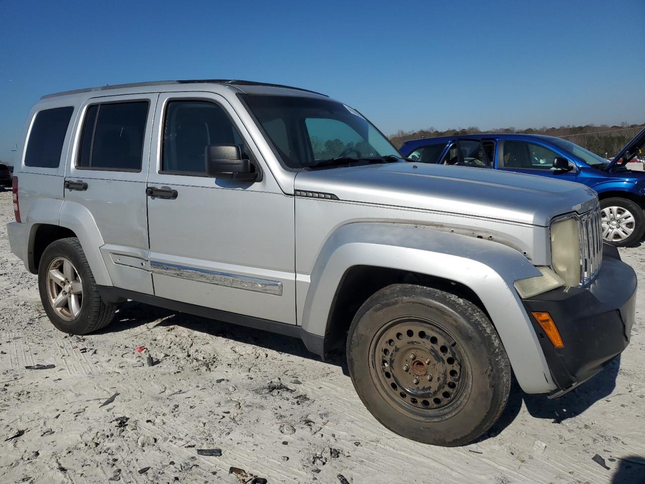 2008 Jeep Liberty (North America) - Image 4