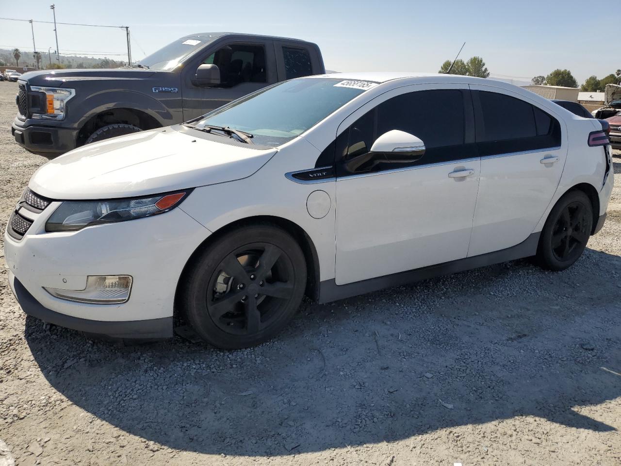 2014 Chevrolet Volt - Image 1