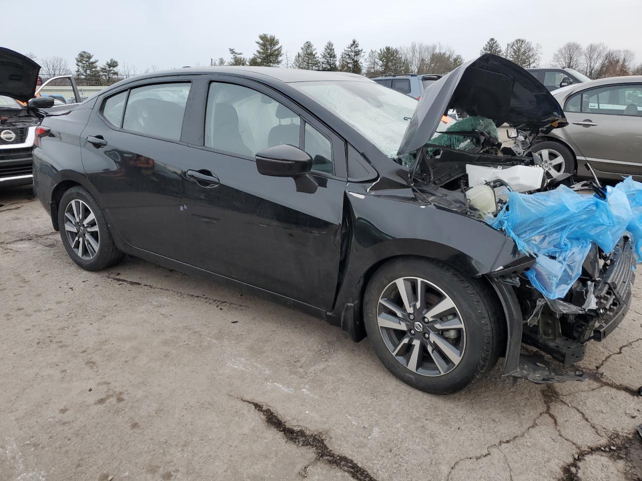 2021 Nissan Versa - Image 4